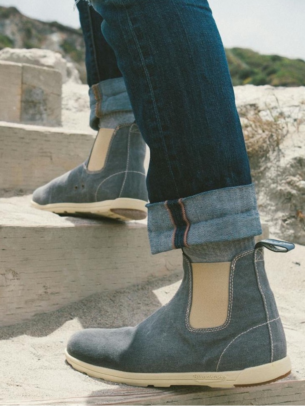 Blundstone Sz 7 Women’s / 5 Men’s Blue Canvas Navy Chelsea Boots